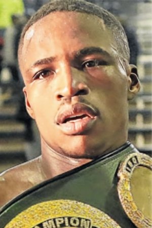 Lusanda Komanisi image