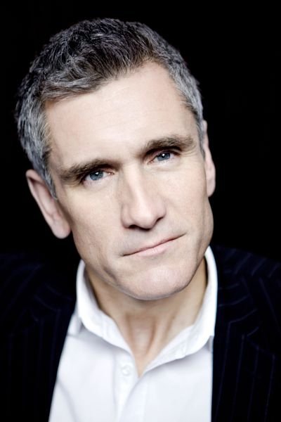 Robbie Nevil image