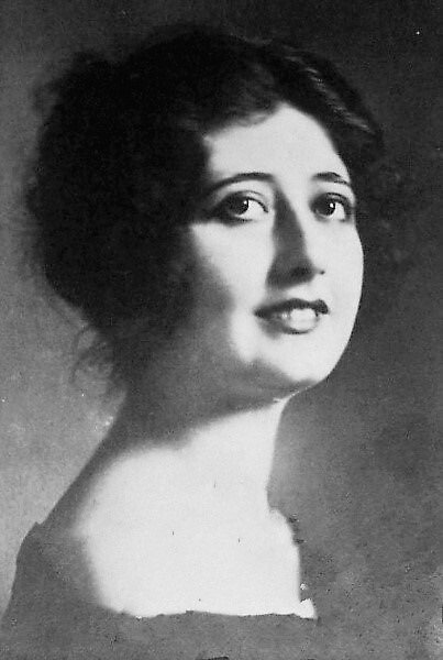 Isabel Barrón image