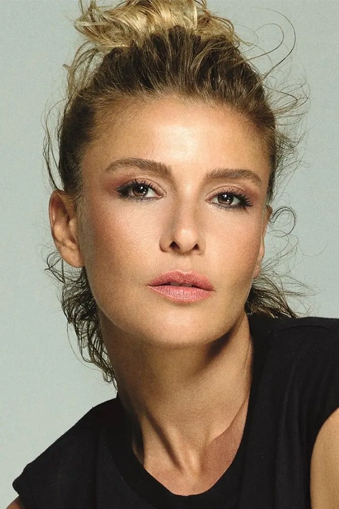 Gülben Ergen image