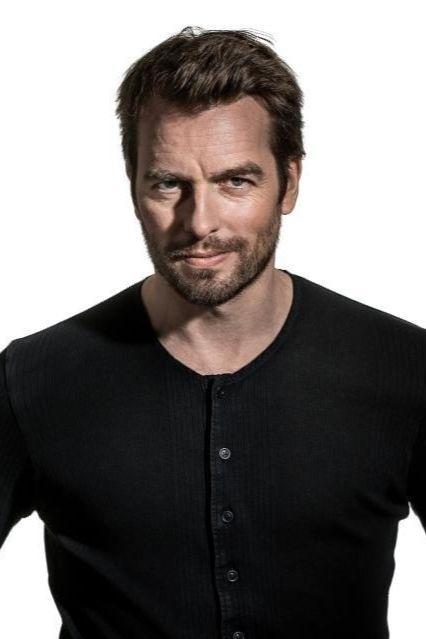 Christopher Wollter image