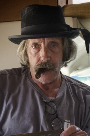 Allan Weisbecker image