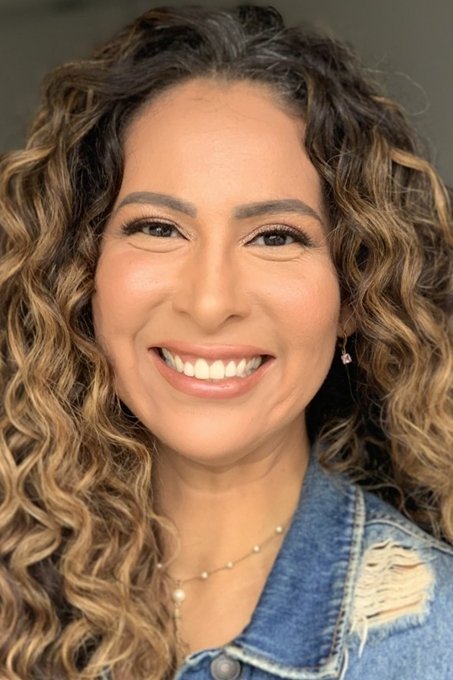 Michele Muniz image