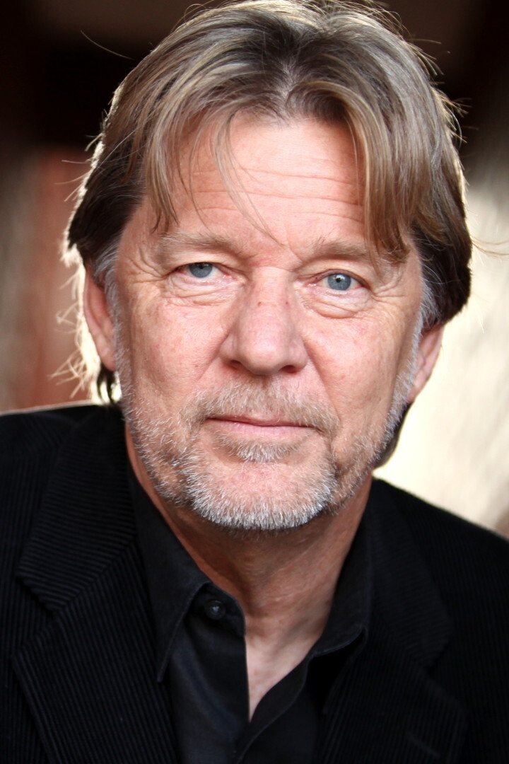 J.D. Hinton image