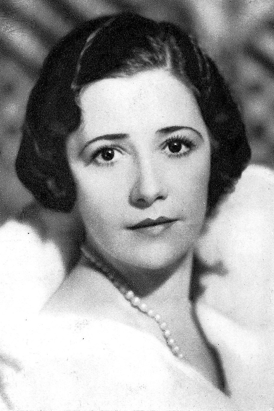 Elsa Peterson image