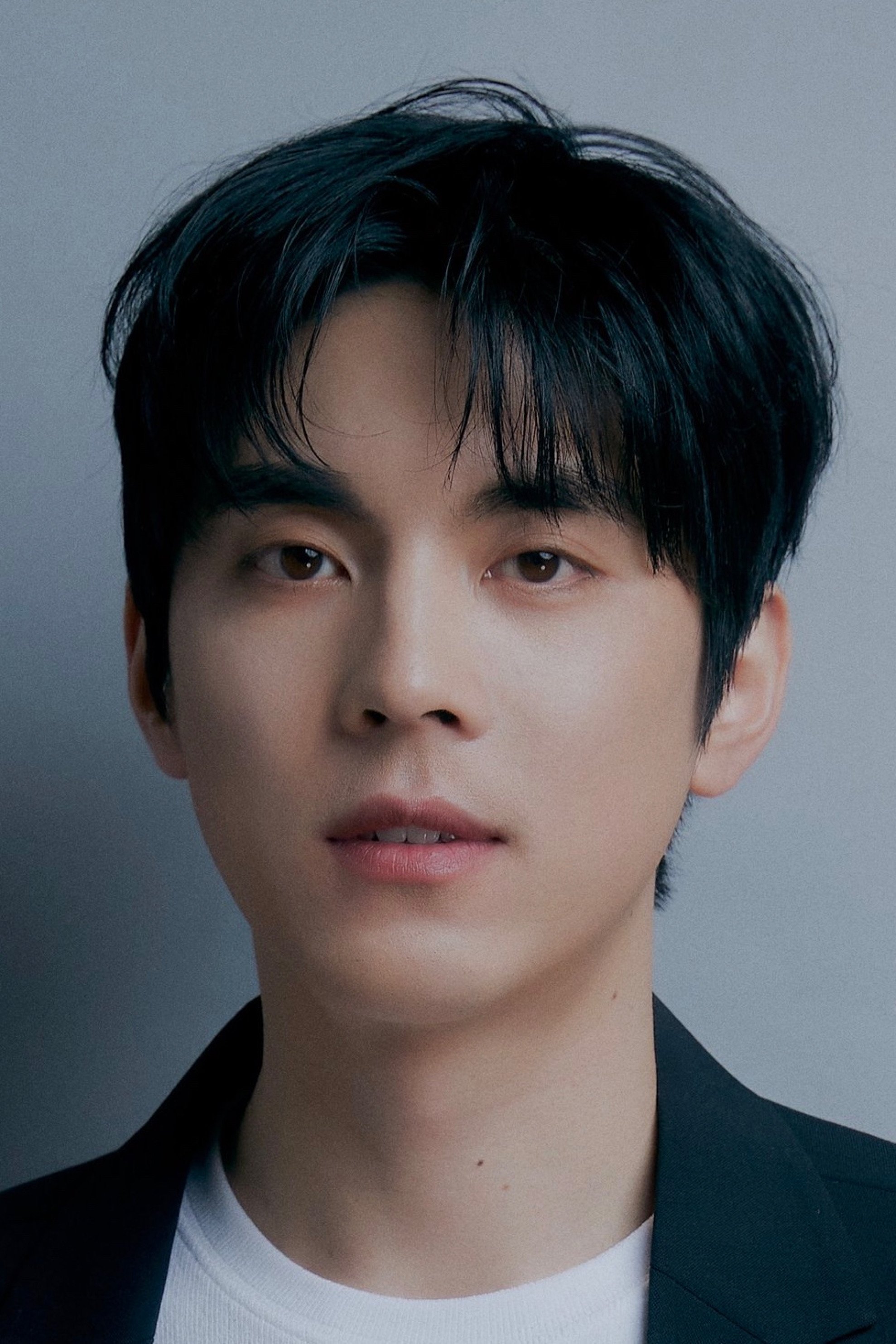 Hong Isaac image