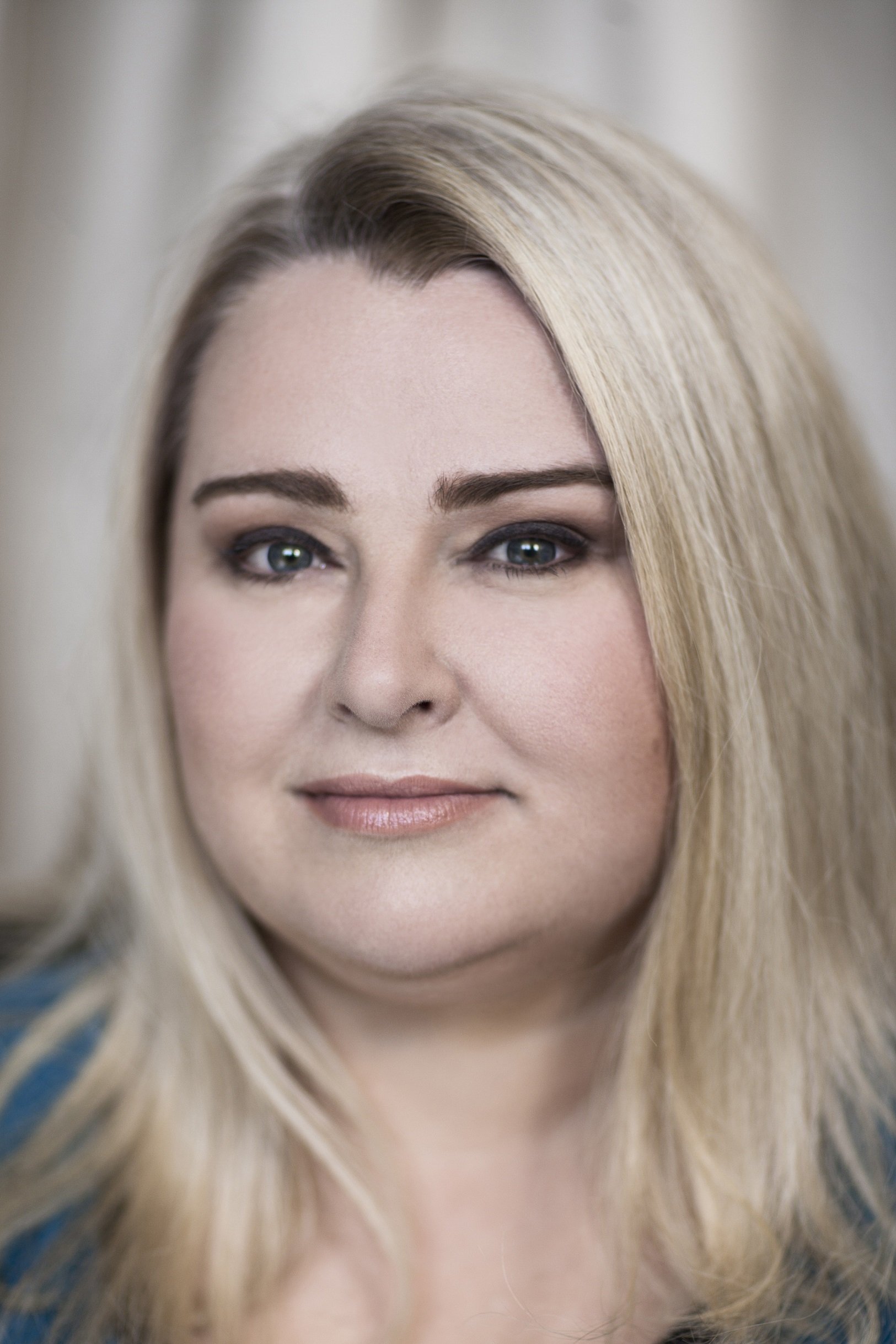 Lara Mulcahy image