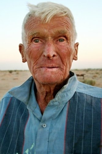 Leonard Knight image