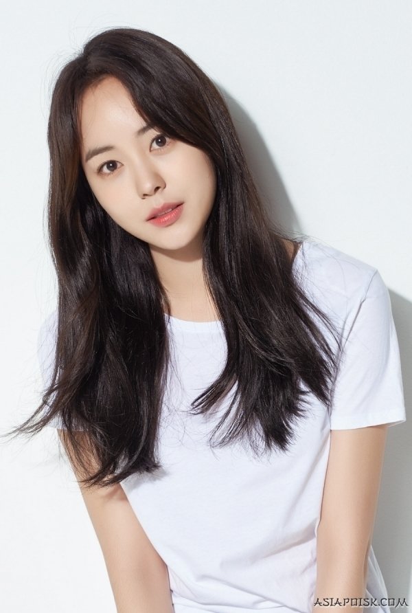 Yoo Ye-bin image