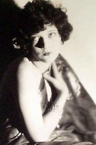 Ivy Harris image