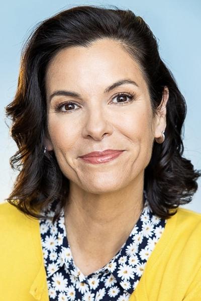 Gina Simms image
