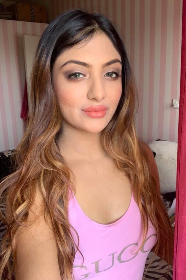 Khushi Mukherjee image
