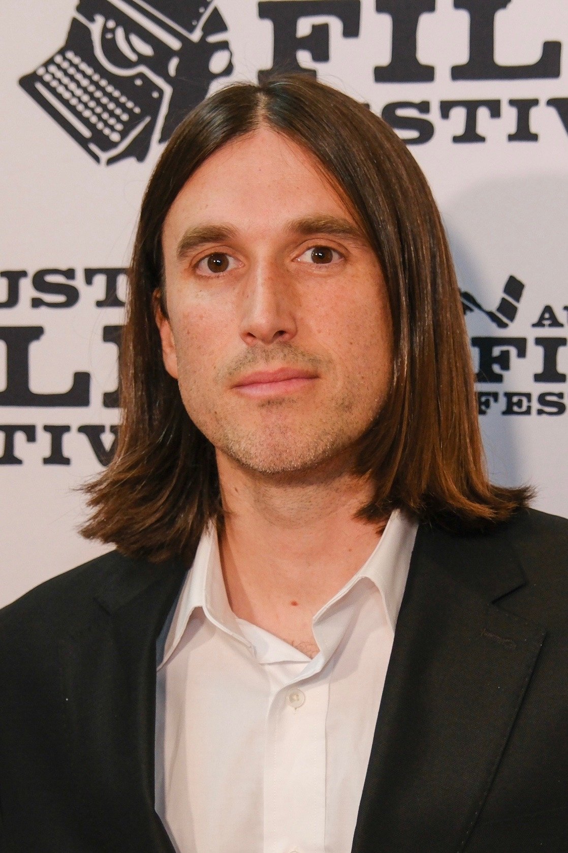 Richie James Follin image