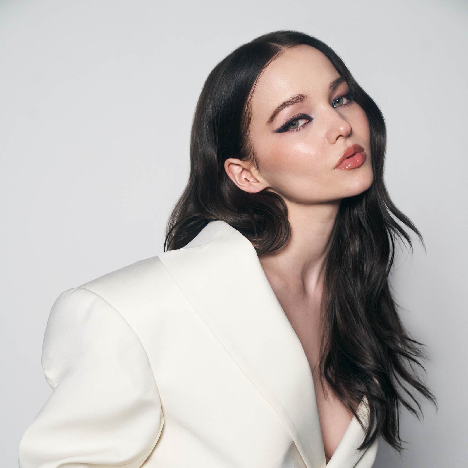 QueenDove PFP