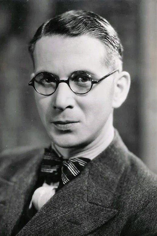 Henry Hall image