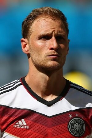 Benedikt Höwedes image