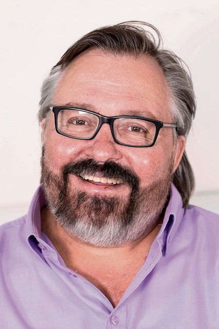 Niekie van den Berg image