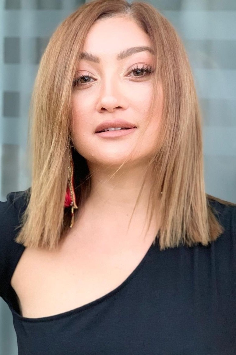 Zümrüd Bədəlova image