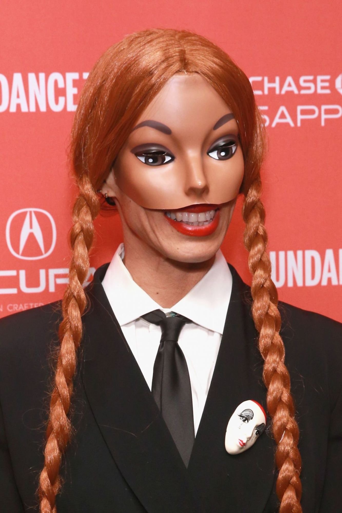Narcissister image