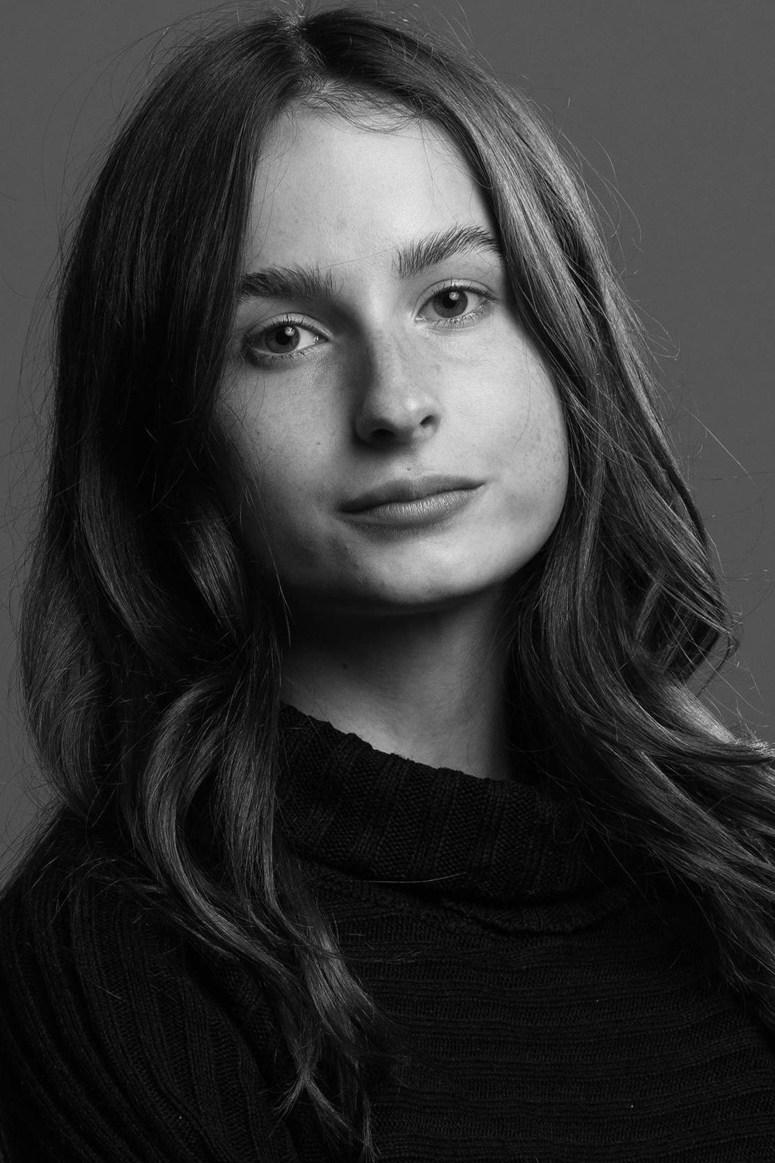 Madeleine Harris image