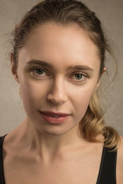 Lizzie Annis image