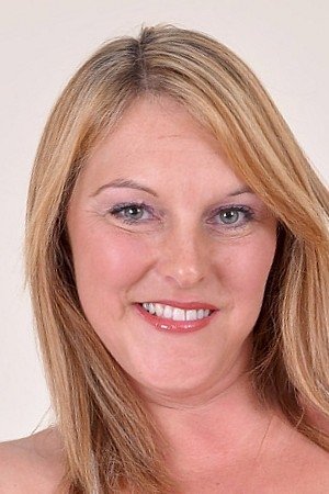 Carol Brown image