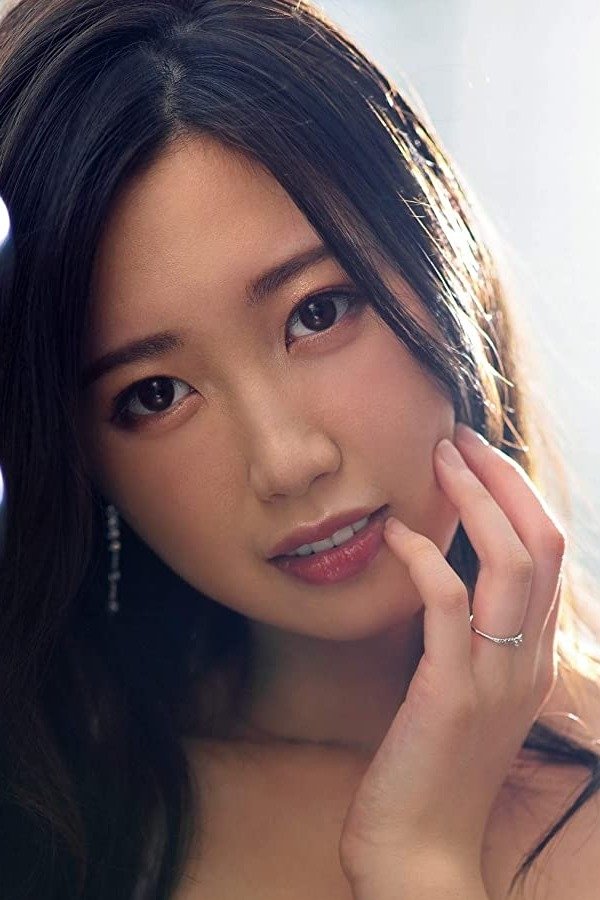 Karen Sakahara image
