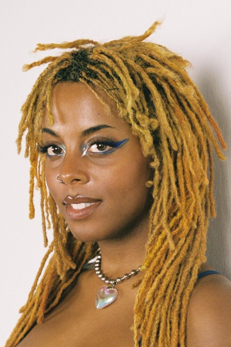 Juliana Huxtable image