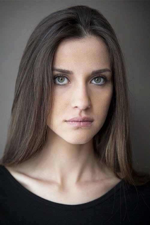 İrem Helvacıoğlu image