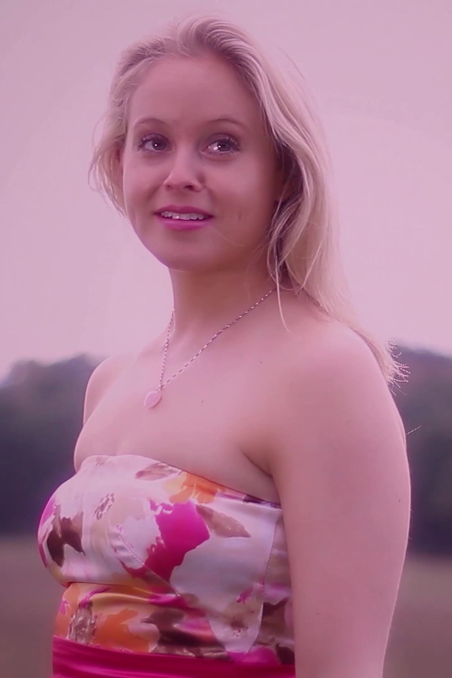 Sarah Langton image