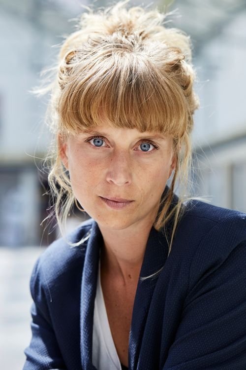Caroline Lambert image