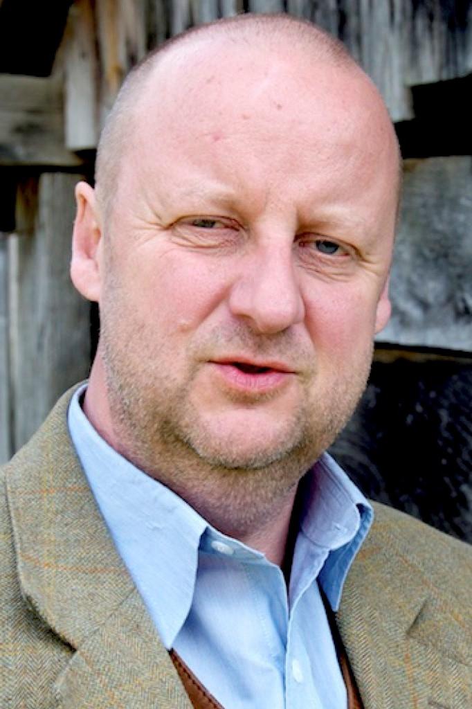 Martin Weinek image
