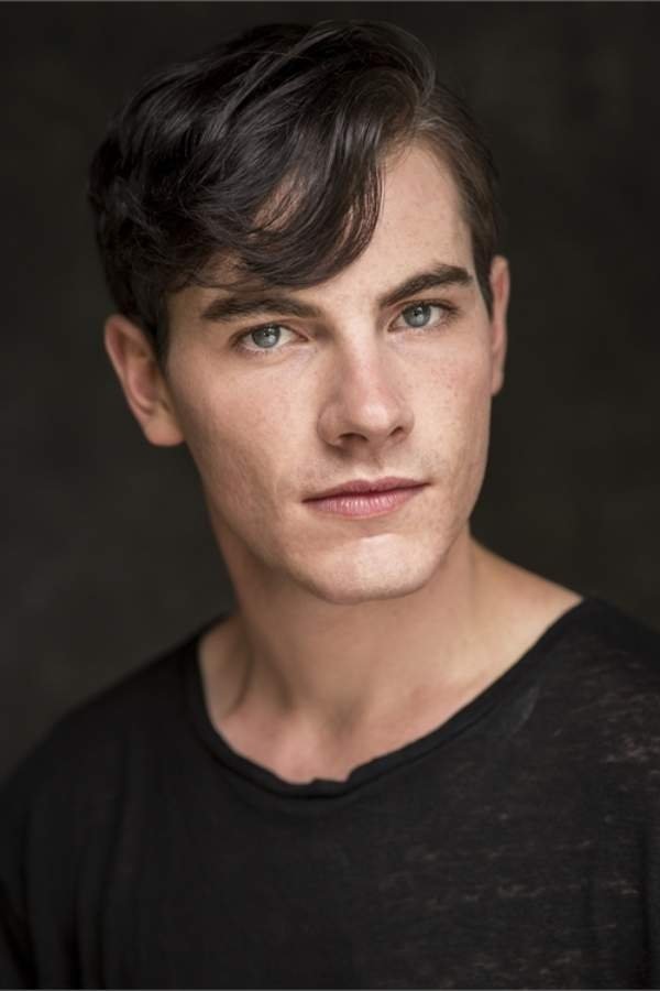 Tim Earl image