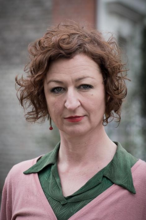Justine Hauer image