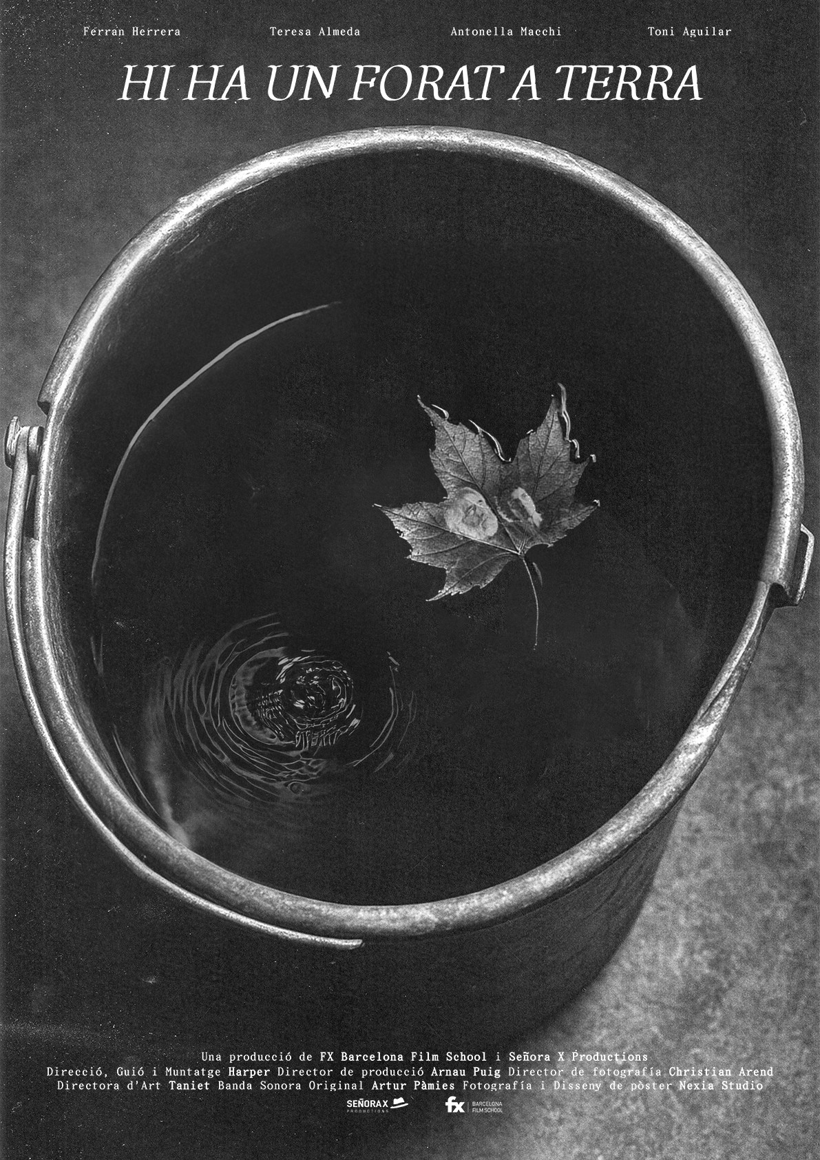 Hi ha un forat a terra