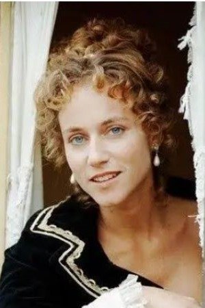 Allie Byrne image