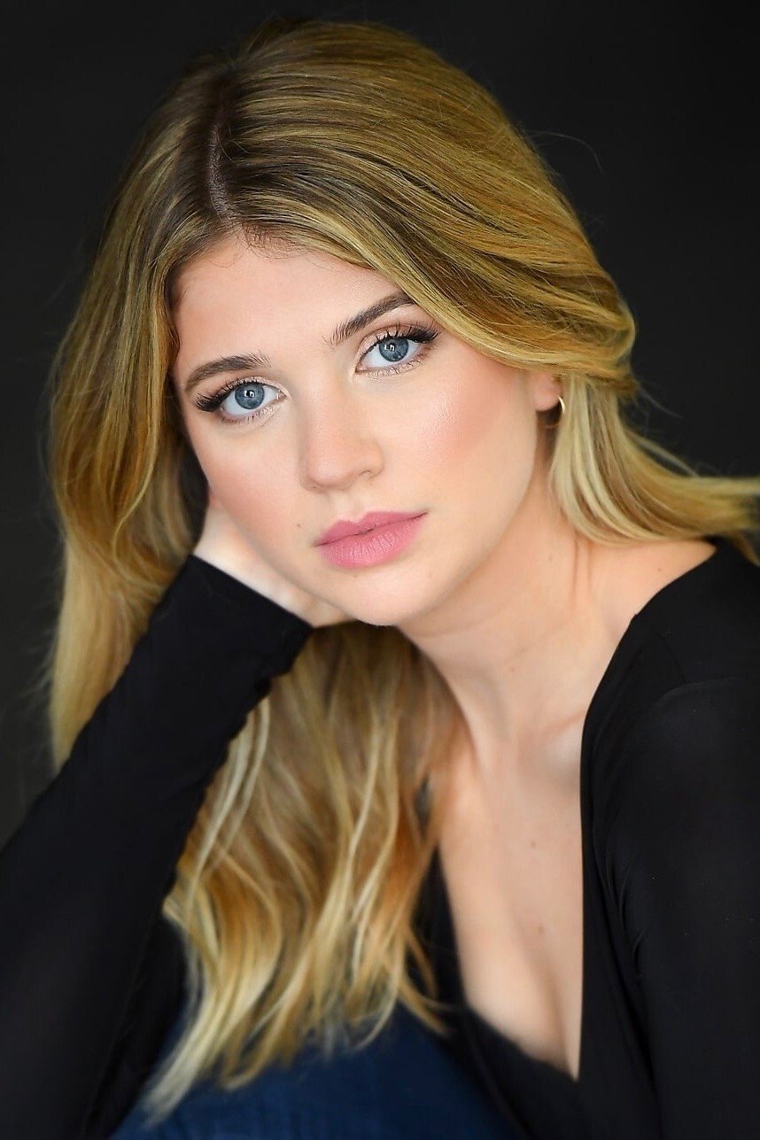 Sarah Fischer image