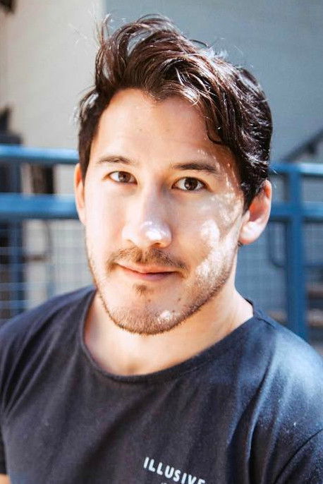 Mark Fischbach image