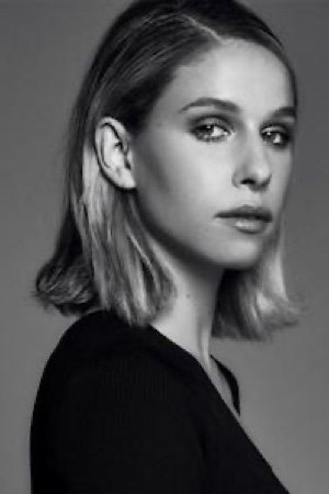 Leigh DeLollis image