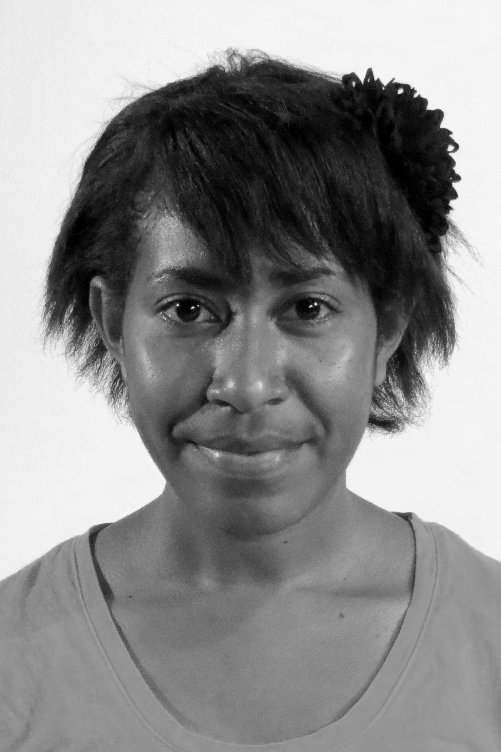 Tinzey Mau image