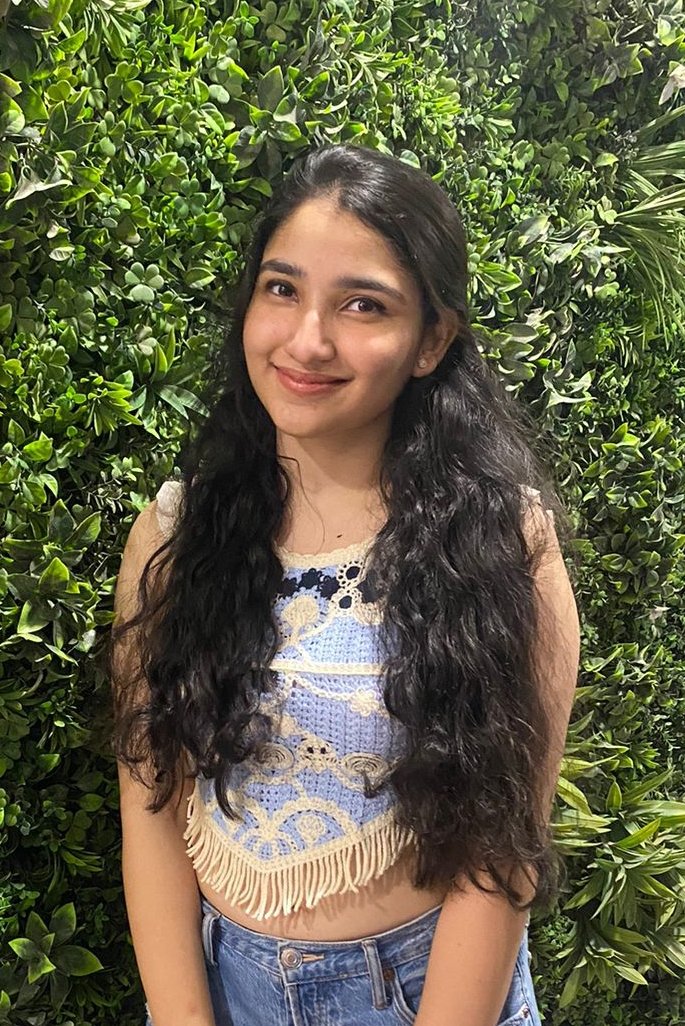 Simran Dhameja image