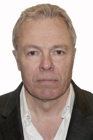 Gavin Hewitt image