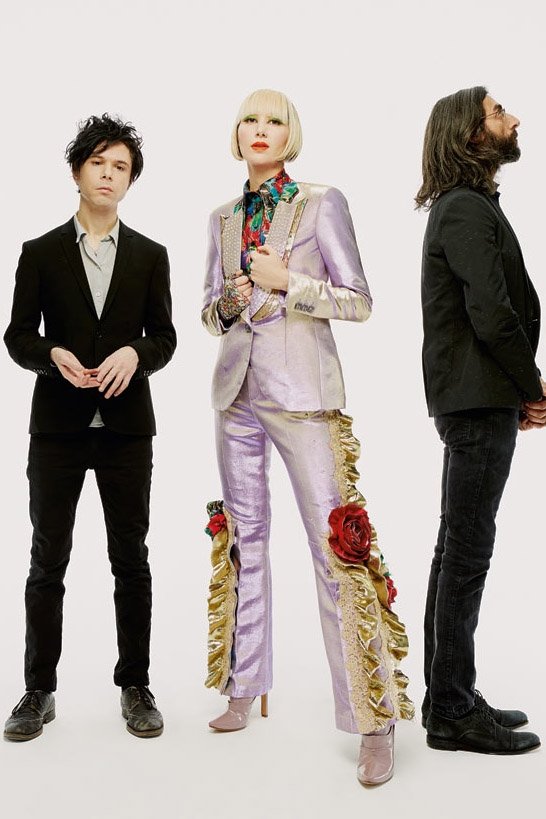Yeah Yeah Yeahs image