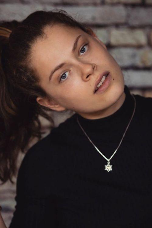 Shira Duizend image
