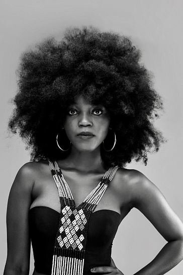 Gladys Oyenbot image
