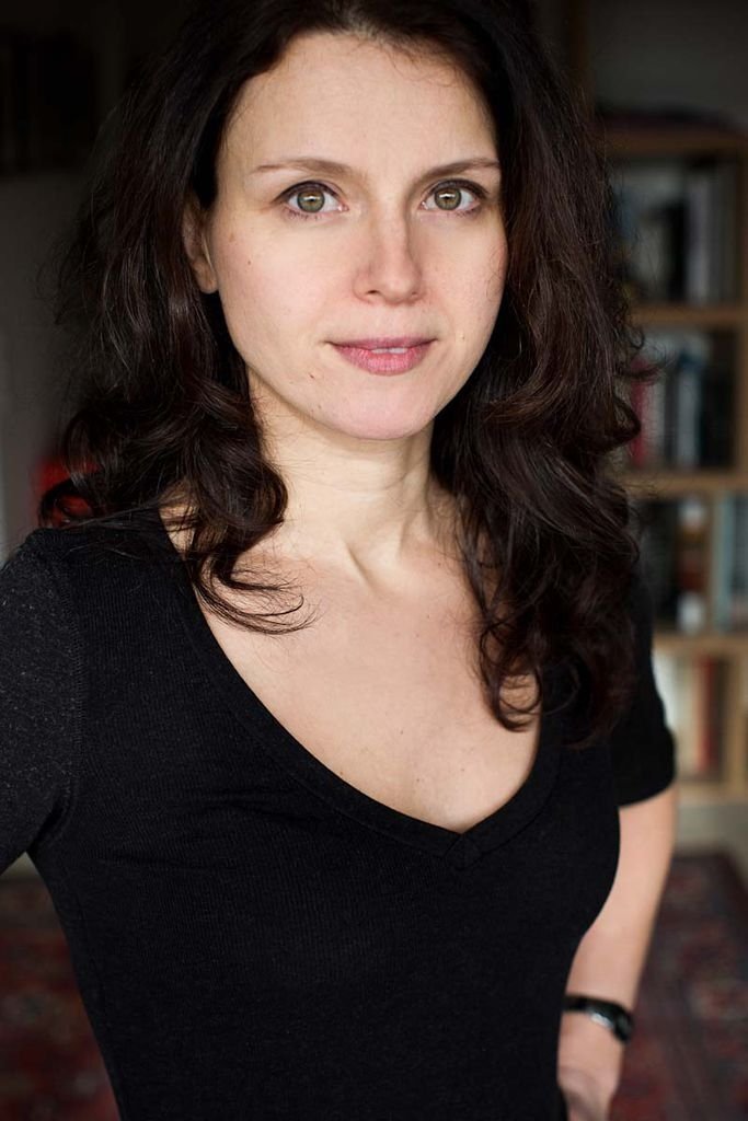 Elena Hahn image