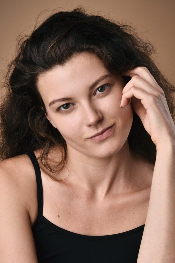Alina Zievakova image
