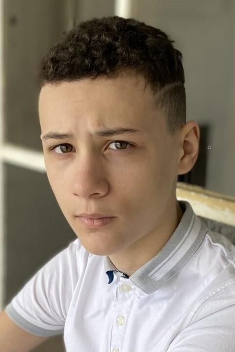 Elyes Aguis image