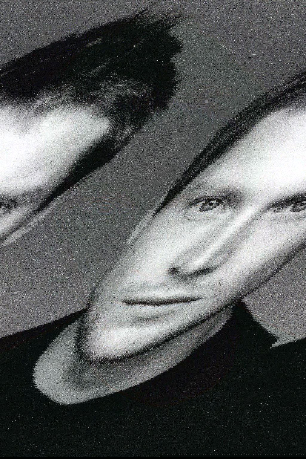 Simon Woods image