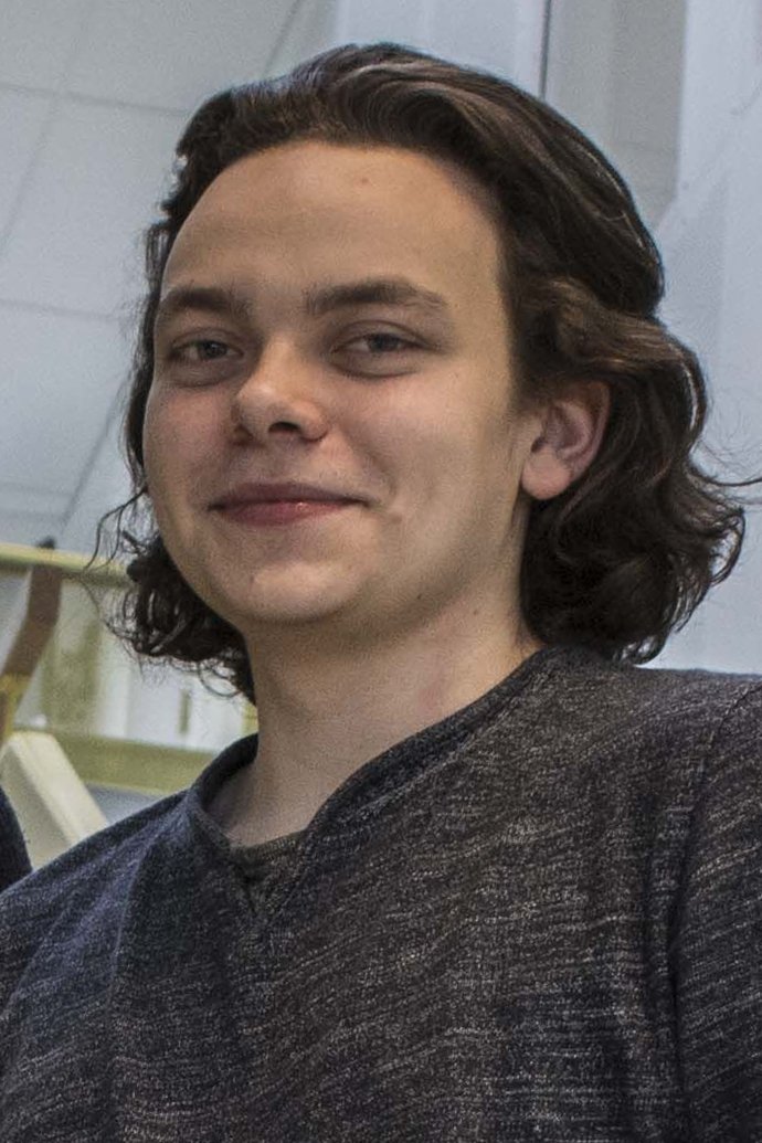 Aleksander Holmen image